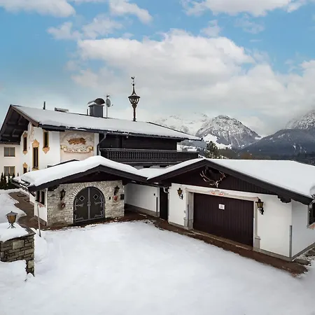 Exclusive Tirol Casa de Férias *