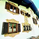 Дом отдыха Exclusive Tirol