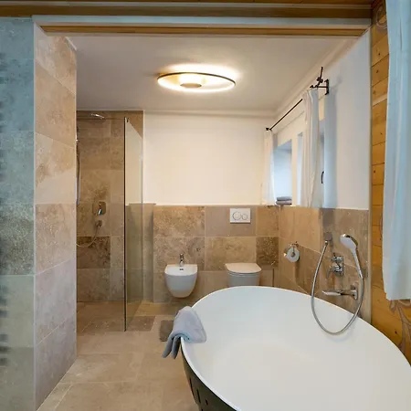 Exclusive Tirol Semesterbostad